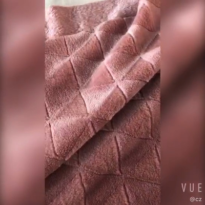 Tela suave cepillada 280gsm del paño grueso y suave de la franela para el sistema del pijama