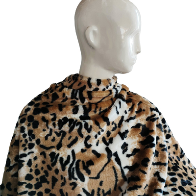 La tela de la felpa de la piel de imitación del paño grueso y suave del picovoltio para el leopardo de la tapicería de la ropa de los zapatos imprimió