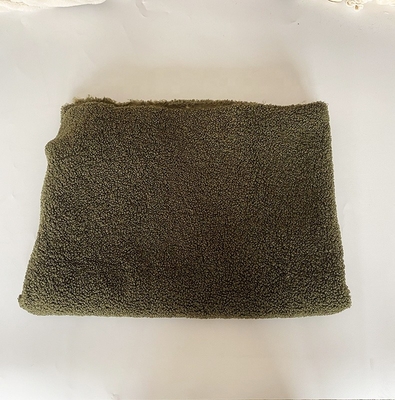 350gsm Teddy Sherpa Fabric 288F 150D para el invierno viste la alfombra de la tapicería
