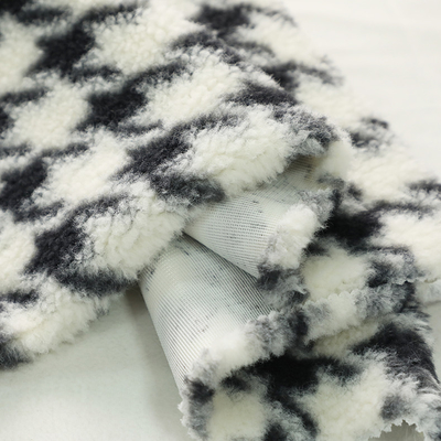 Sherpa modelado impreso esquila la tela 300gsm 150D para las mantas