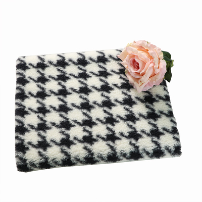 Sherpa modelado impreso esquila la tela 300gsm 150D para las mantas