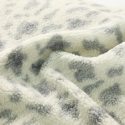 100% Sherpa impreso el poliéster esquila la tela 150D 288F 300gsm para la silla Pajams de los bolsos