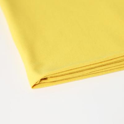 El algodón hizo punto la sola tela 100gsm del jersey para la camisa empaqueta la alineación